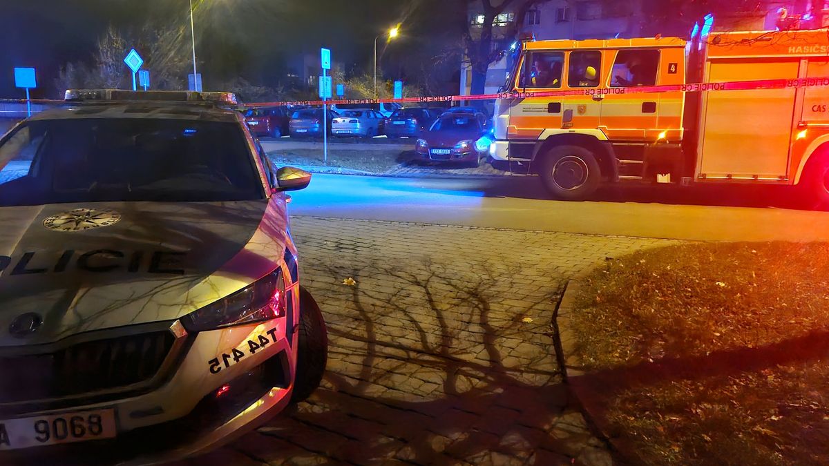 Policie našla ve vozidle na Karvinsku dvě těla
